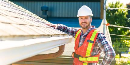 Tips To Select the Best Roofing Contractor for Home Renovation